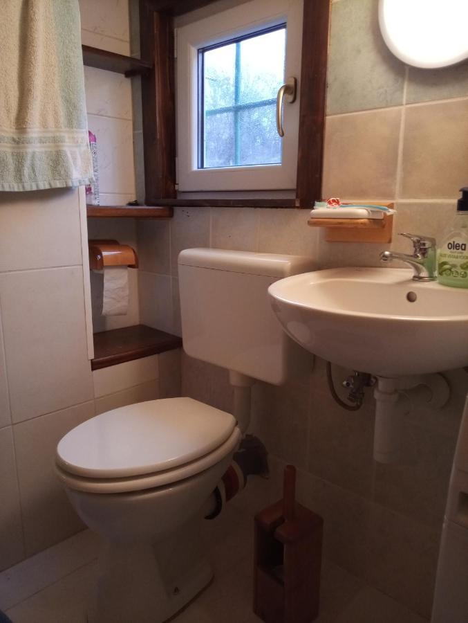 Apartments Pomjan Pogled Na Gore Экстерьер фото